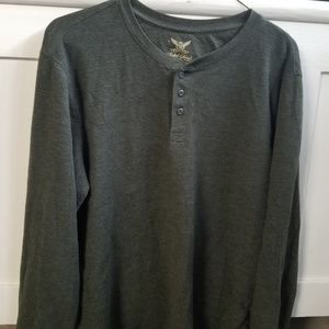 Mens XL thermal long sleeve shirt